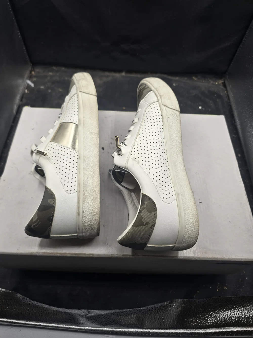 Vintage Havana White and Olive Camo Low-Top Sneakers